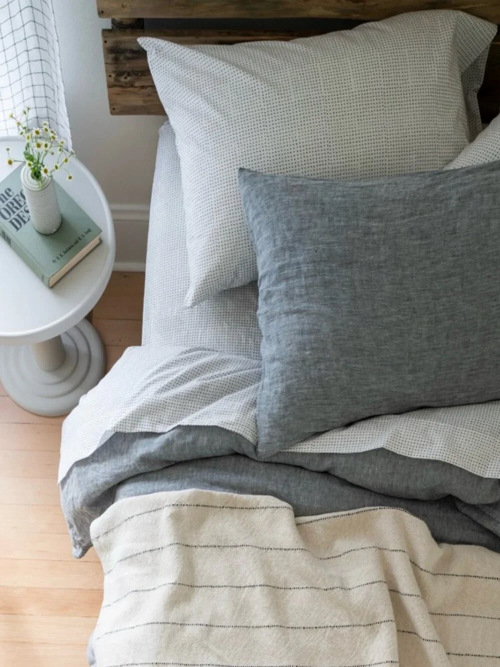 NEW Schoolhouse Gray Linen Pillow Sham | Standard | ONE Sham Only